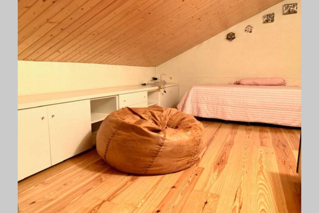 Atico En Biescas Con Piscina, Chimenea Y Garaje Apartment ภายนอก รูปภาพ